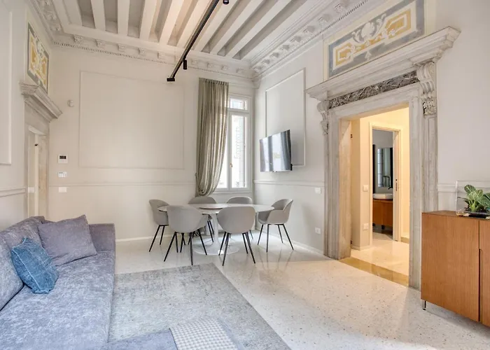Palazzo Bonvicini 10 Appartement *
