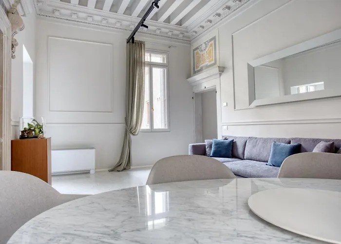 Palazzo Bonvicini 10