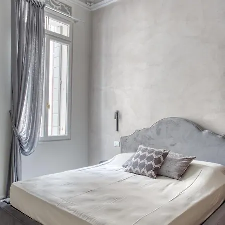 公寓 Palazzo Bonvicini 10 *